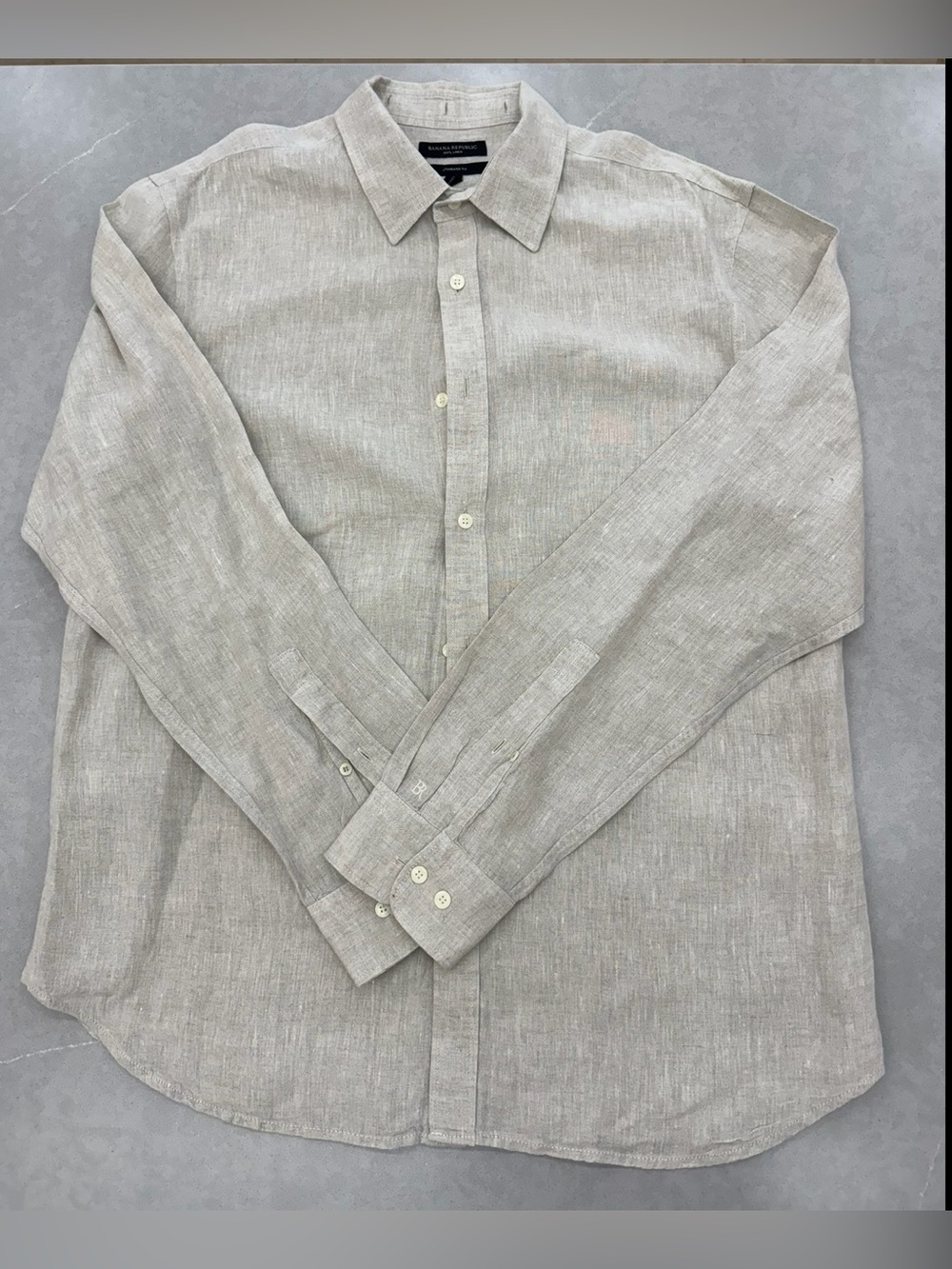 Banana Republic Men's Button-Down Linen Shirt in Natural Beige